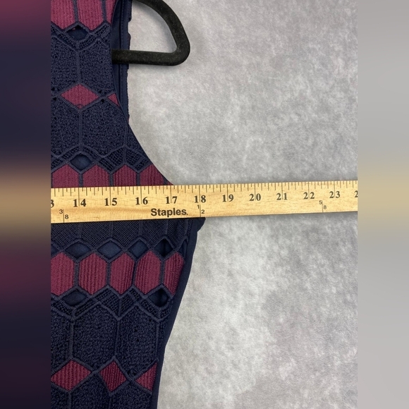 Calvin Klein Cream Crochet Lace Sheath Dress office career Zip Size 10 - Picture 9 of 11